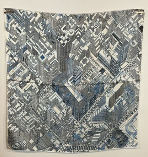 ‘Chainescarf’ 90cm, 35" Square scarf Hermes Style