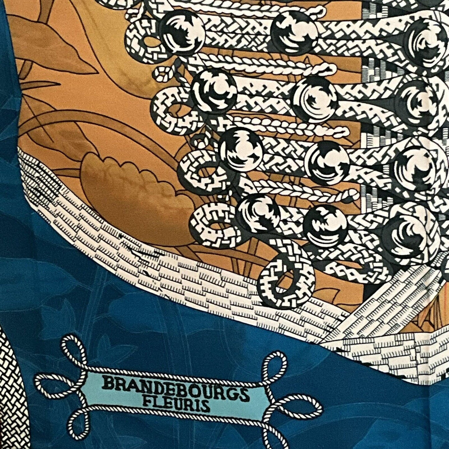 ‘Chainescarf’ 90cm, 35" Square scarf Hermes Style