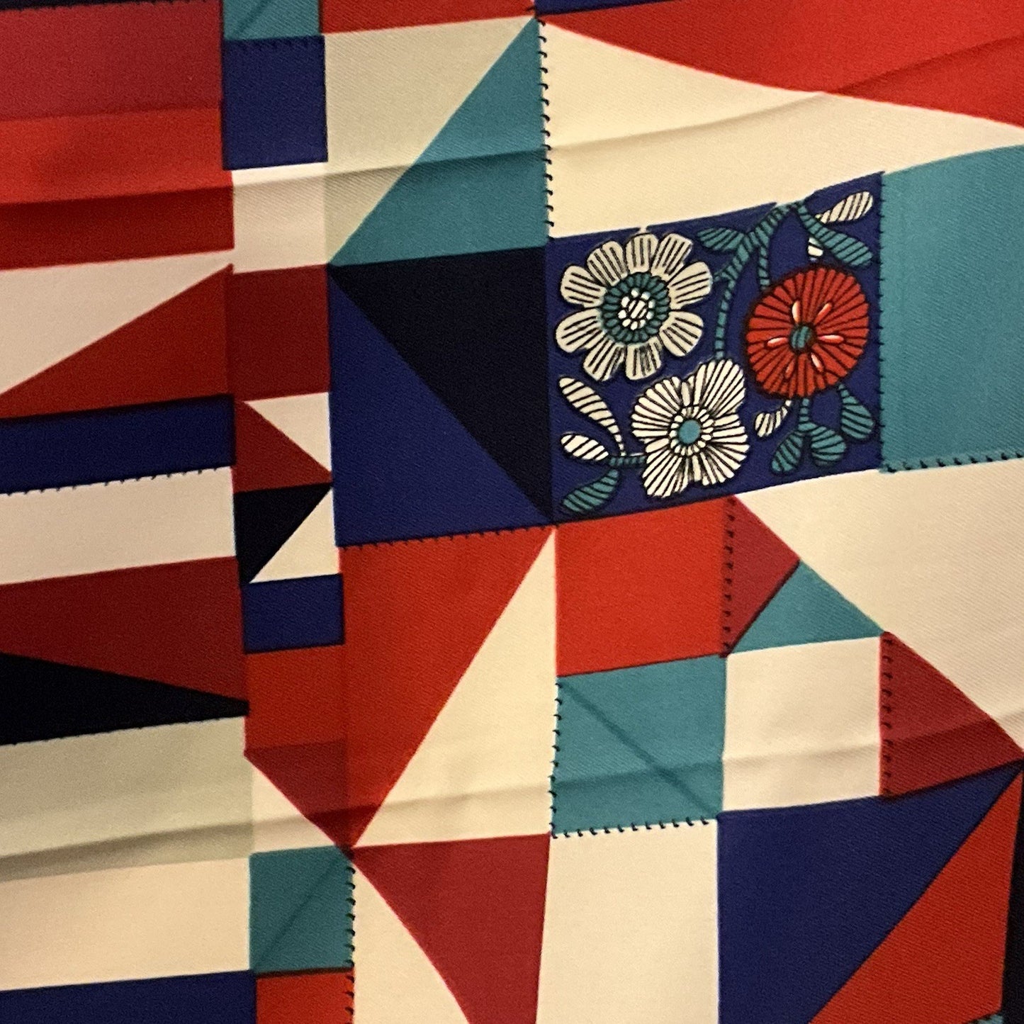 ‘Chainescarf’ 90cm, 35" 100% silk square scarf, elegant designer look