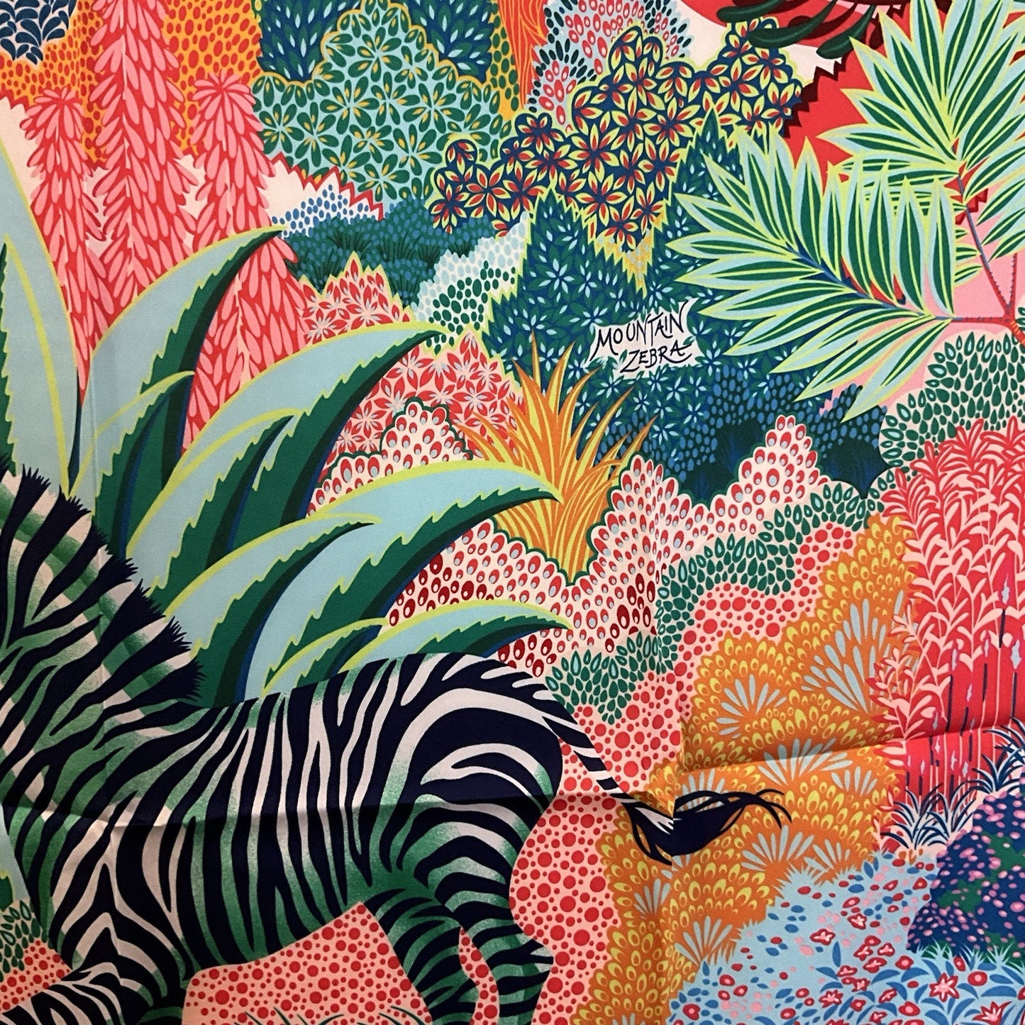 ‘Chainescarf’ 90cm, 35" Square scarf Hermes Style