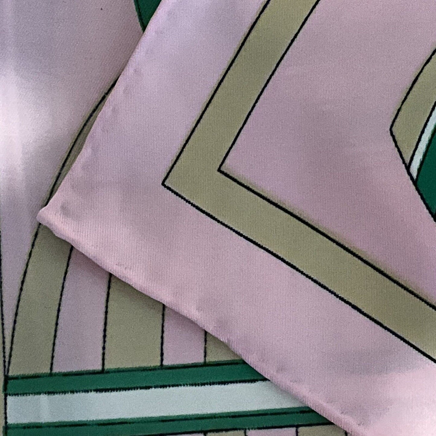 ‘Chainescarf’ 90cm, 35" Square scarf Hermes Style