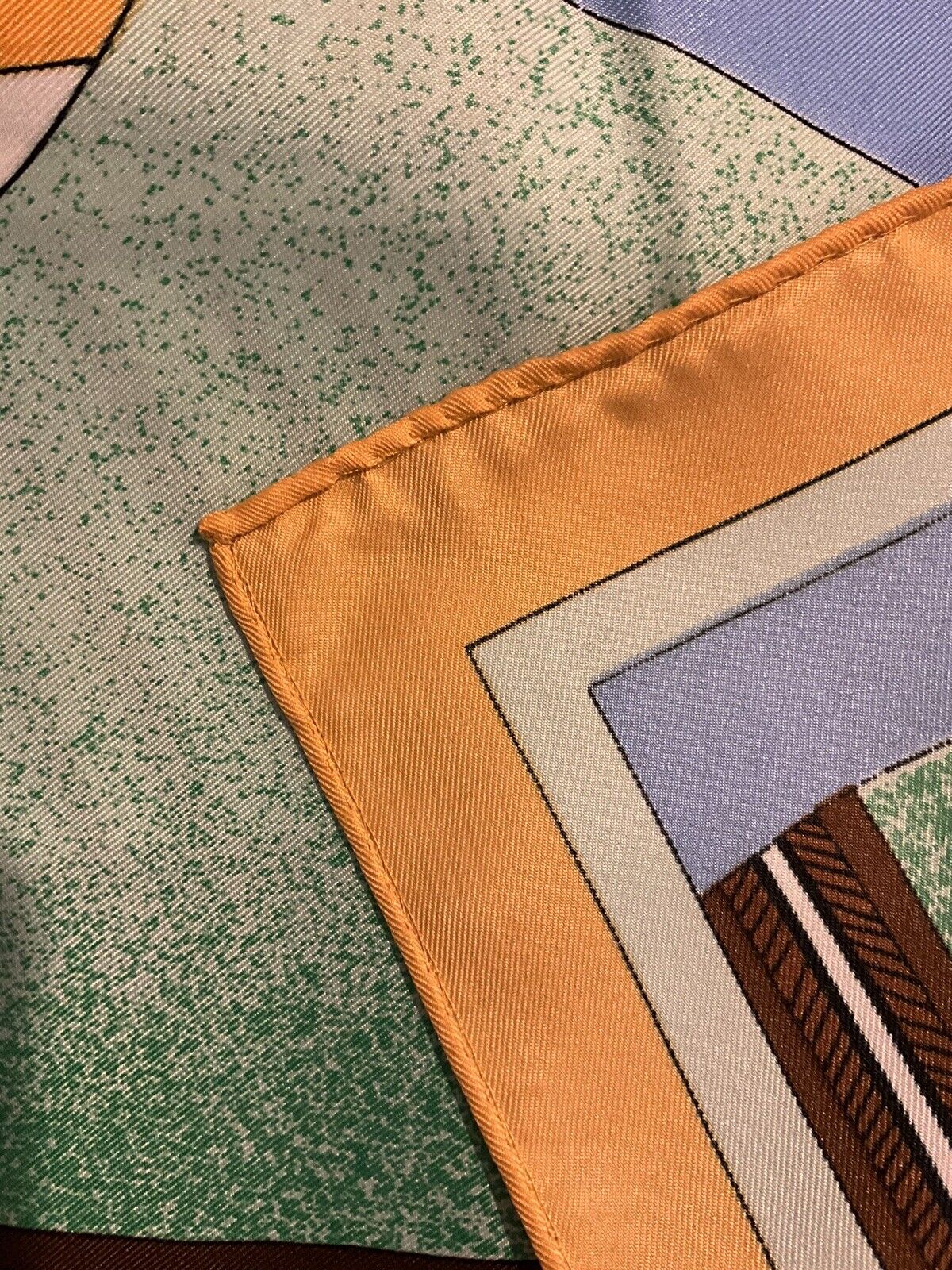 ‘Chainescarf’ 90cm, 35" Square scarf Hermes Style