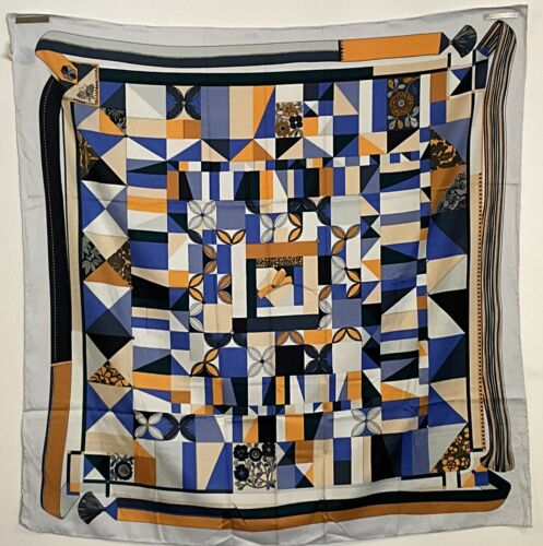 ‘Chainescarf’ 90cm, 35" Square scarf Hermes style