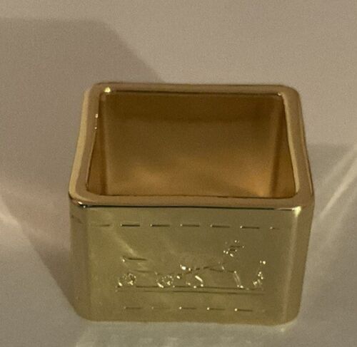 Elite Designer Look Bolduce Square Scarf Ring, Horse Carriage- Gold