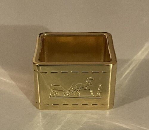 Elite Designer Look Bolduce Square Scarf Ring, Horse Carriage- Gold