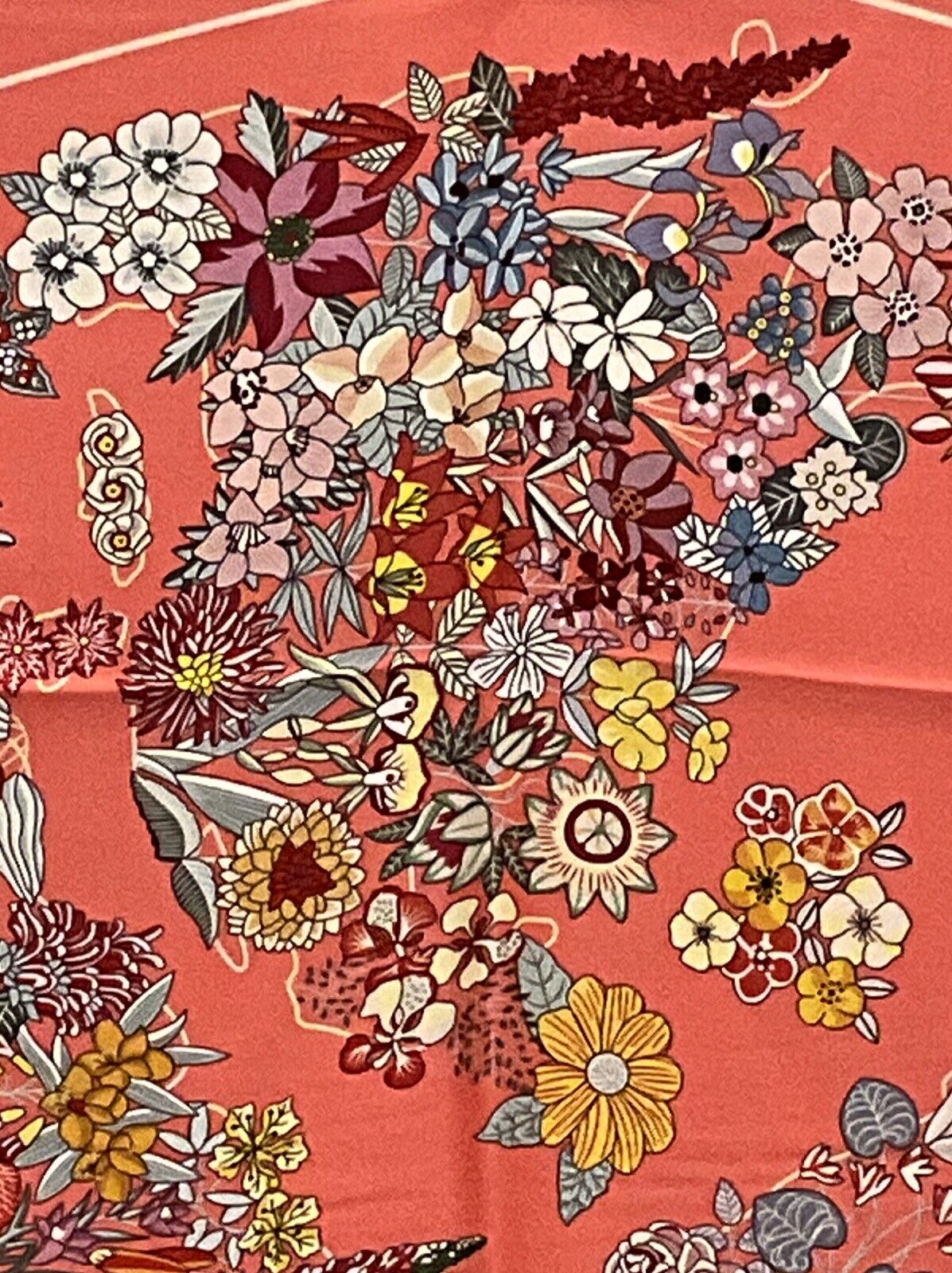 ‘Chainescarf’ 90cm, 35" Square scarf Hermes Style