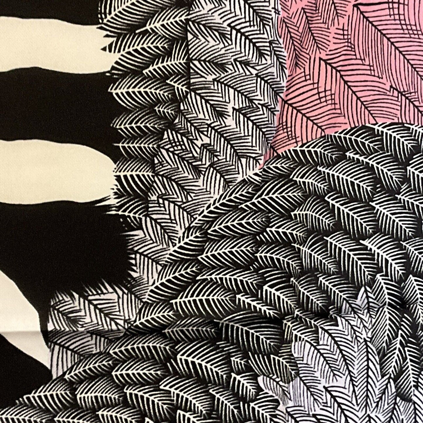 ‘Chainescarf’ 90cm, 35" Square scarf Hermes Style