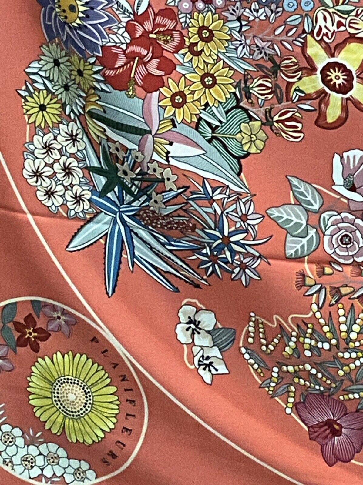 ‘Chainescarf’ 90cm, 35" Square scarf Hermes Style