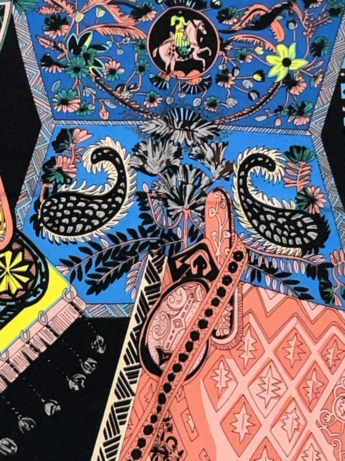 ‘Chainescarf’ 90cm 35” square scarf Hermes Style